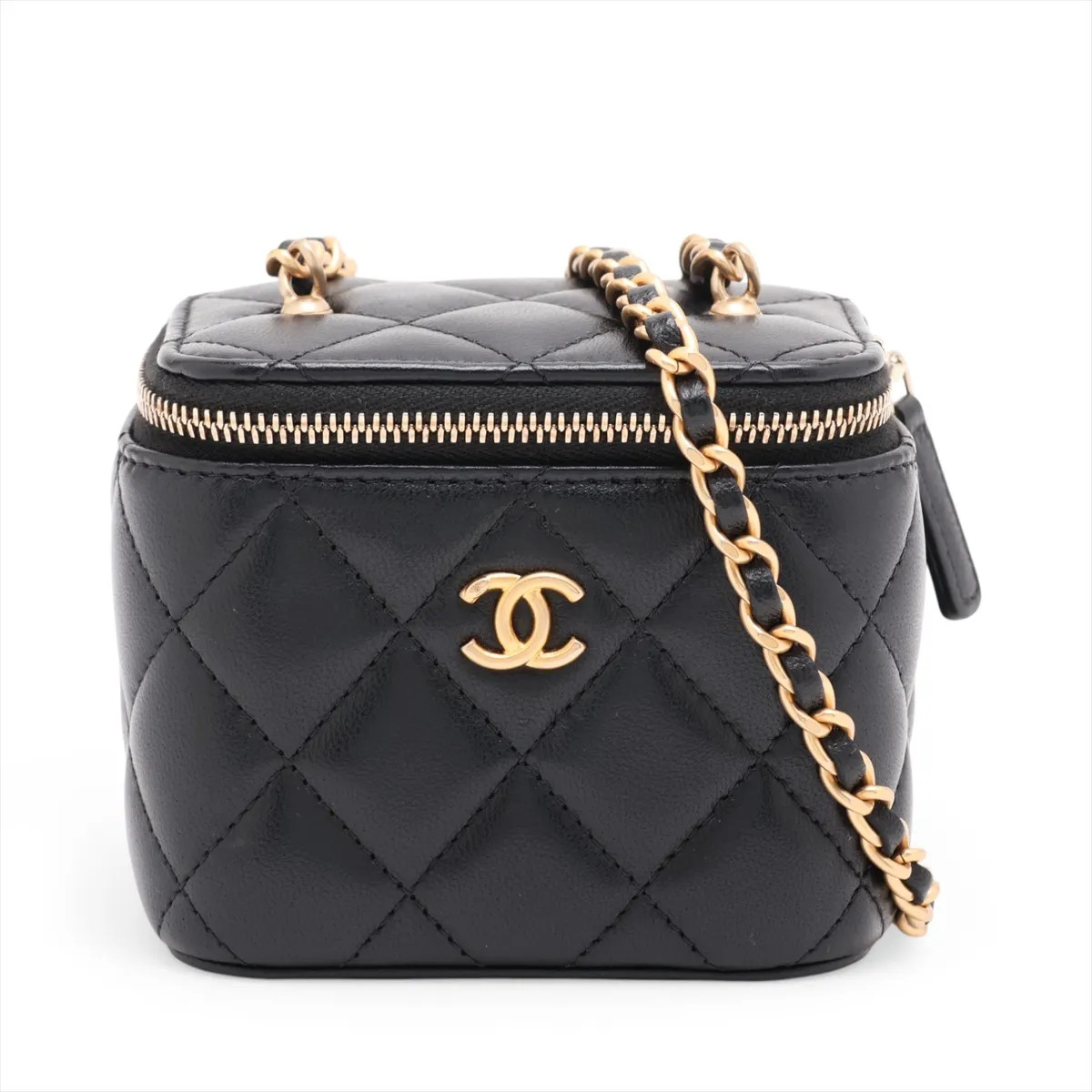 Chanel Matelasse Lambskin Chain Shoulder Bag Vanity Black Gold Metal Fittings ra