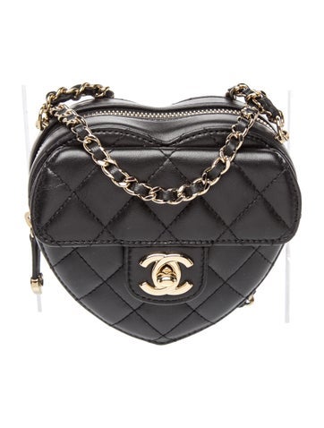 Mini CC In Love Heart Clutch w/ Chain