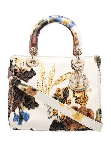 Leather Lady Dior Medium 2023