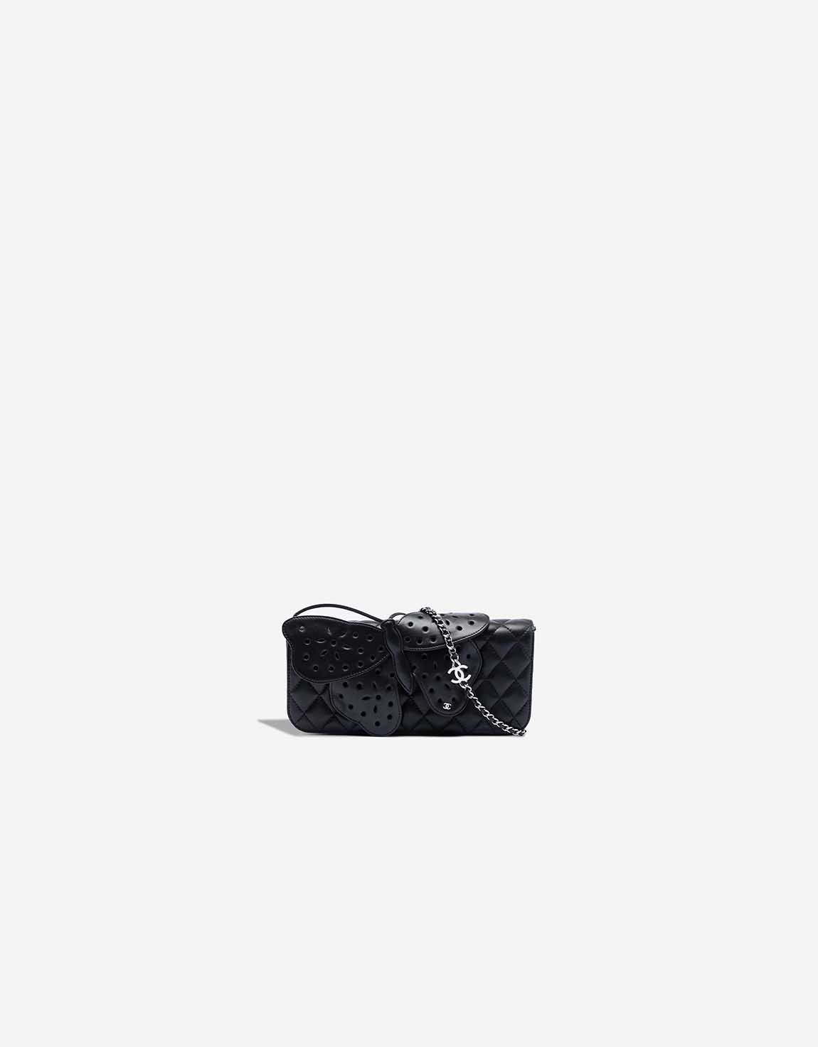 
		Clutch with Chain Lamb Black    