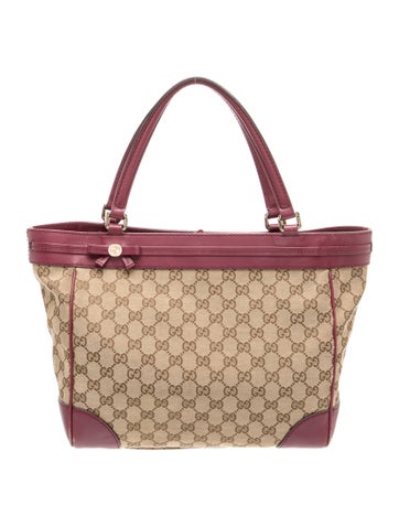 GG Canvas Abbey
