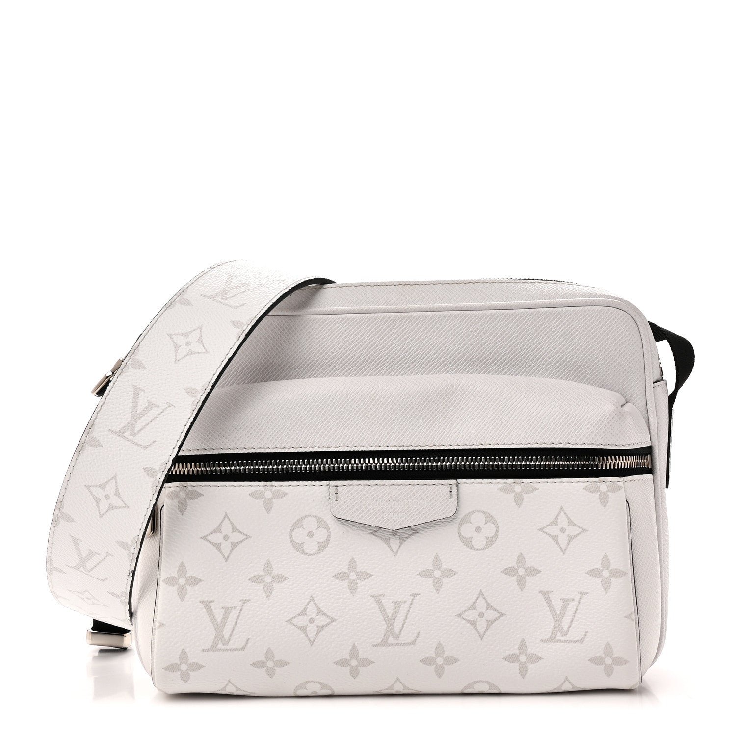 Louis Vuitton Taigarama Outdoor Messenger Optic White