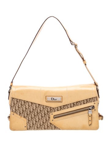 Diorissimo Street Chic