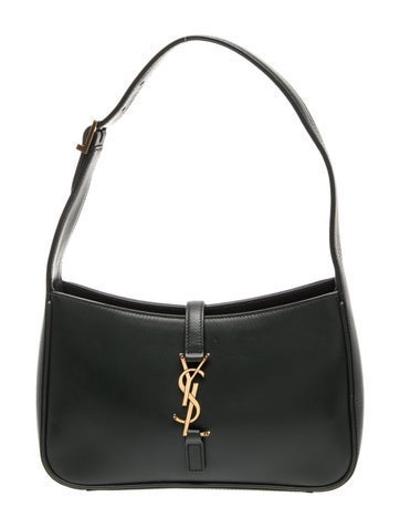 Leather Le 5 à 7