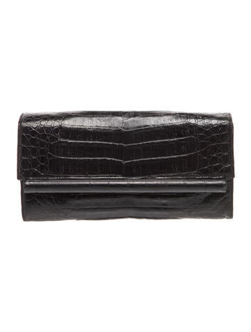 Crocodile Clutch