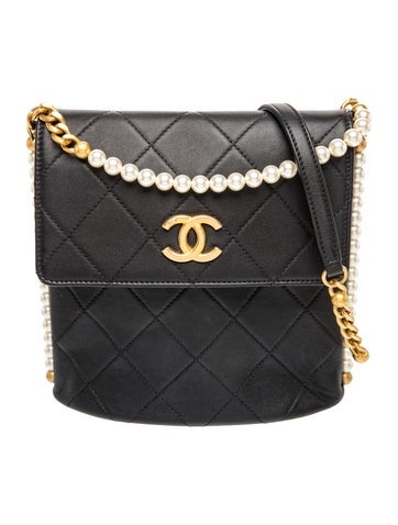 Small About Pearls Hobo