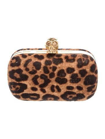 Skull Clutch
