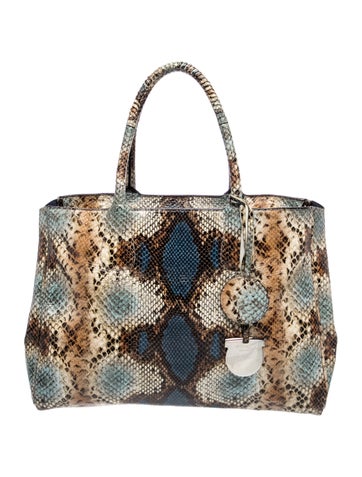 Ferragamo Leather Shoulder Bag