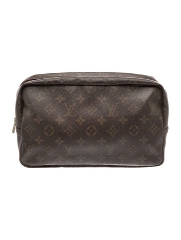 LV Monogram Clutch