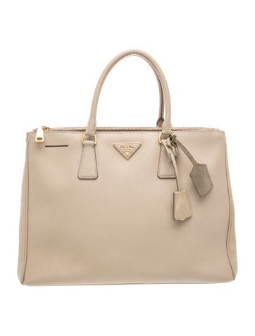 Saffiano Leather Galleria Double Zip Large