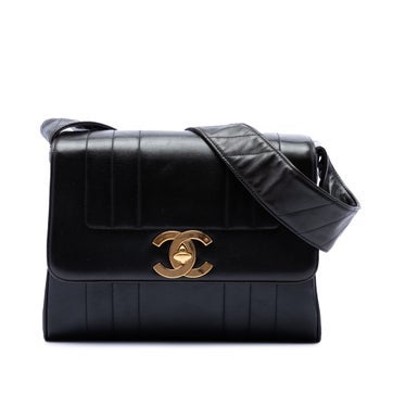 Vertical Quilt Lambskin Flap