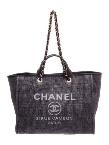 Medium Deauville Shopping Bag