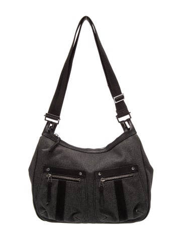 GG Canvas Shoulder Bag