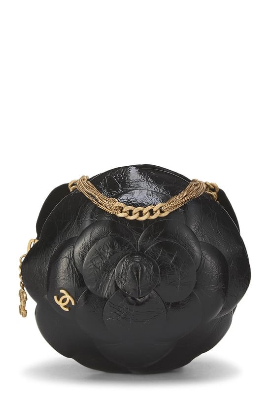 Black Patent Leather Camellia Round Chain Clutch