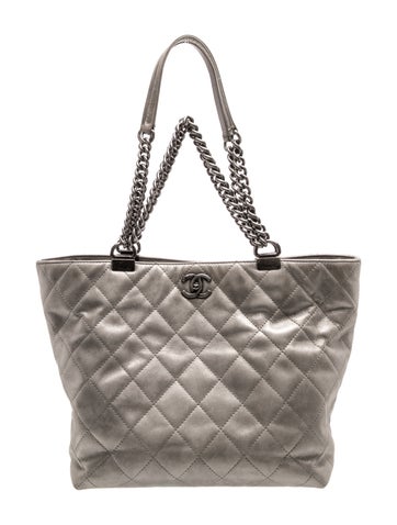 Paris-Seoul Shopping In Chains Tote