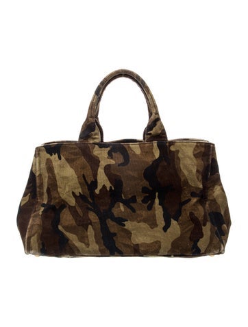 Enameled Metal Triangle Top Handle Bag