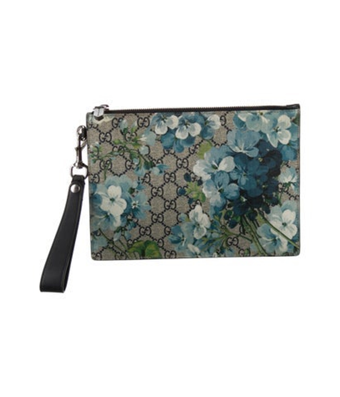 Gucci Gg Supreme Clutch