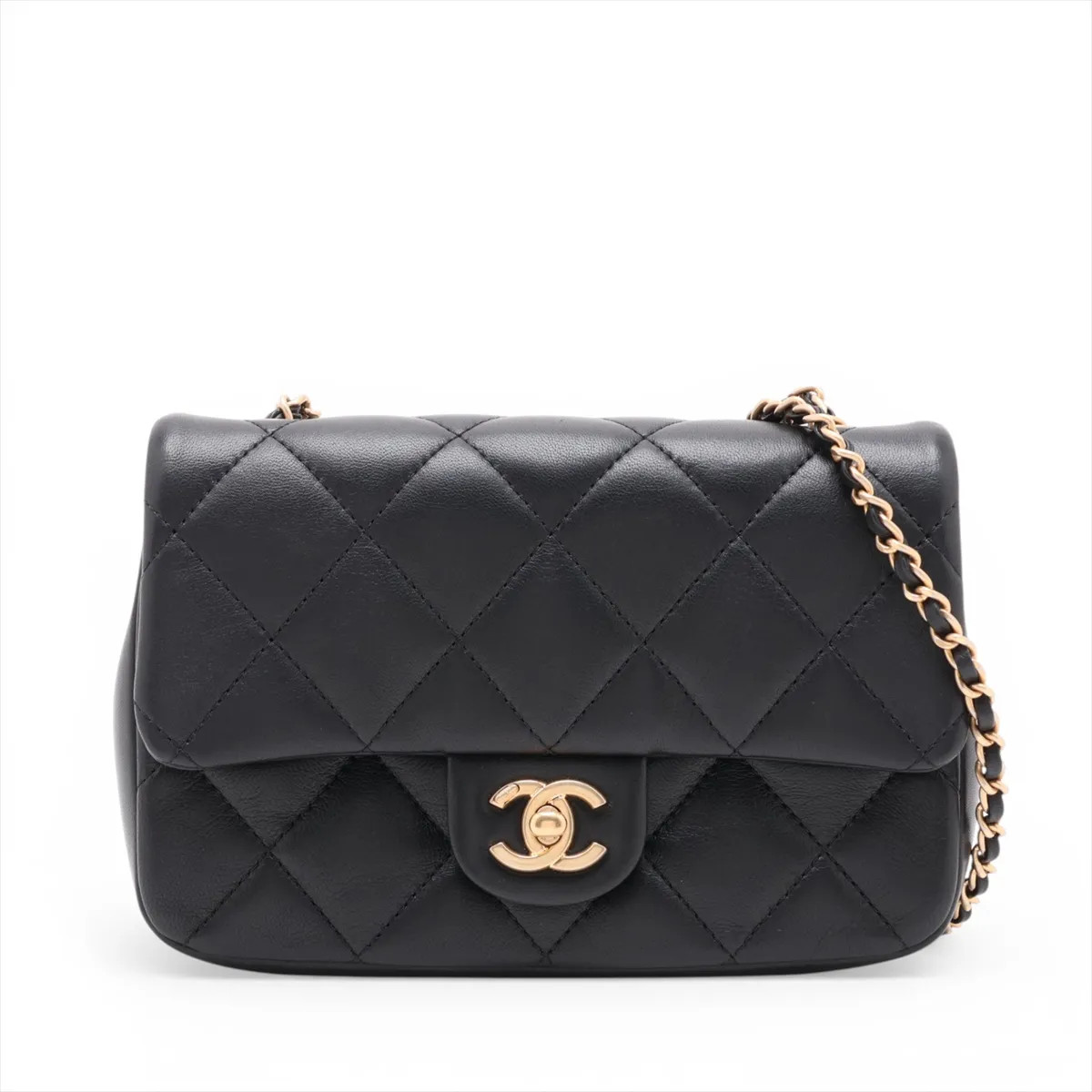 Chanel Mini Matelasse Lambskin Single Flap Single Chain Bag hearts Black Gold Me