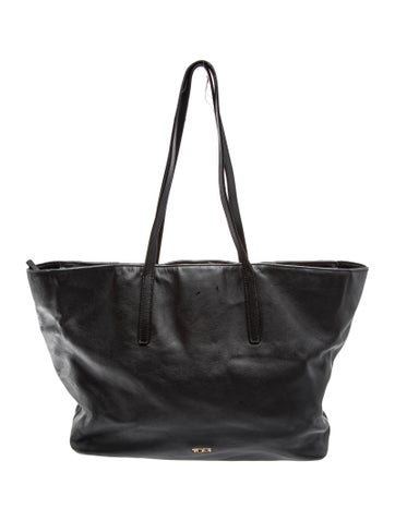 Leather voyageur