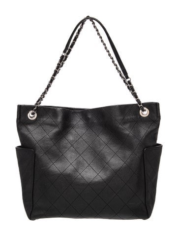 Quilted Around Pocket Tote