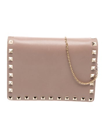 Rockstud Clutch