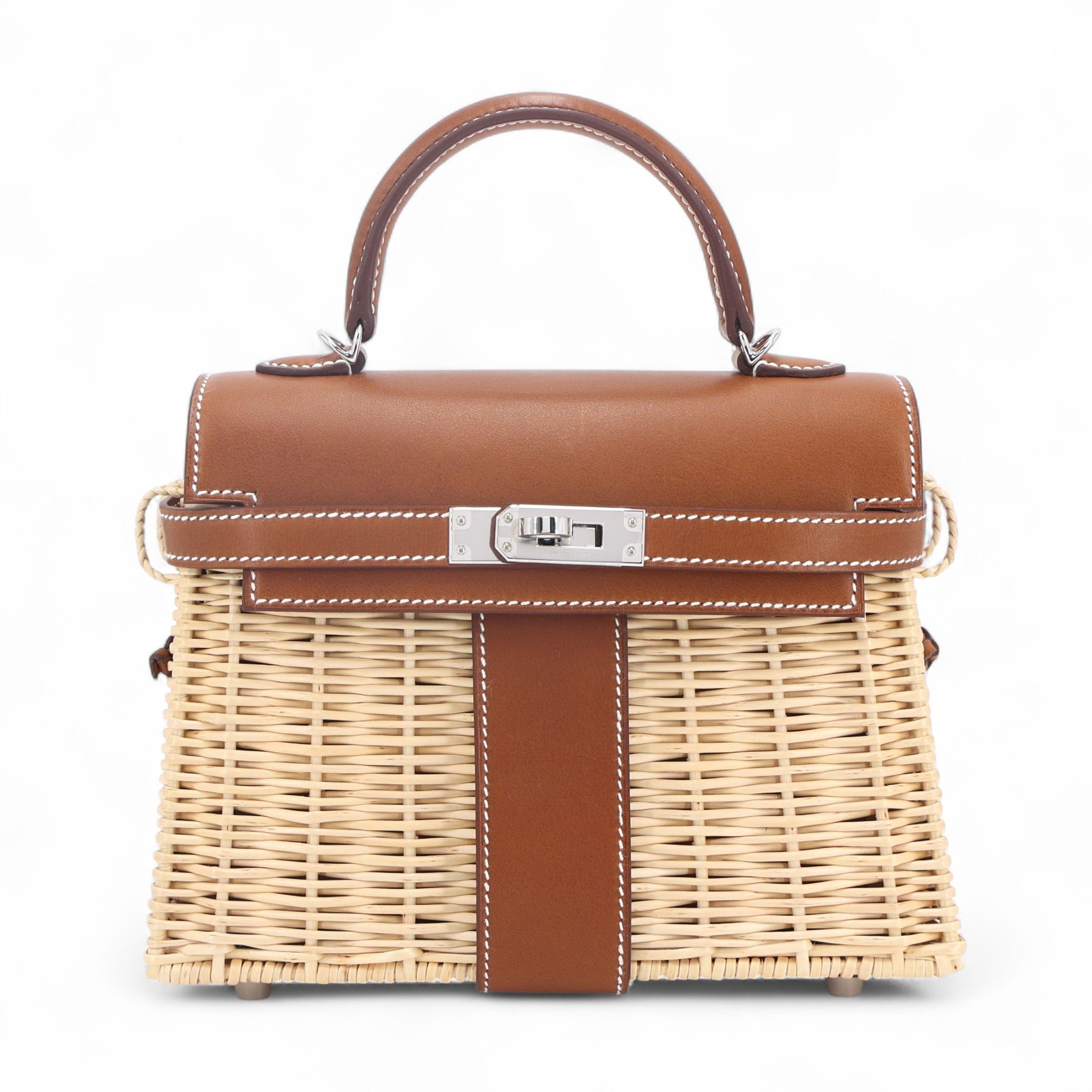 Hermes Excellent ( Rank SA ) HERMÈS Limited Edition Kelly Picnic Mini Fauve (34) Barenia Osier Wicker Palladium hardware B (2023)