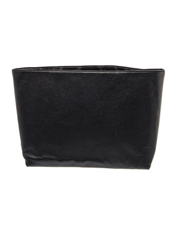 Cuyana Leather Clutch