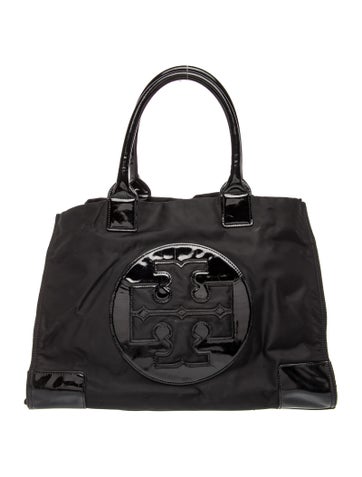 Signature Shoulder Bag