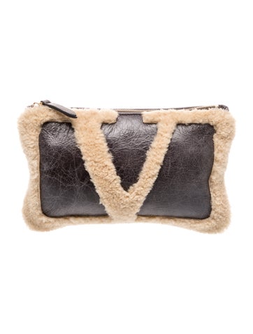 Signature Garavani Viva Superstar Sheepskin Pouch