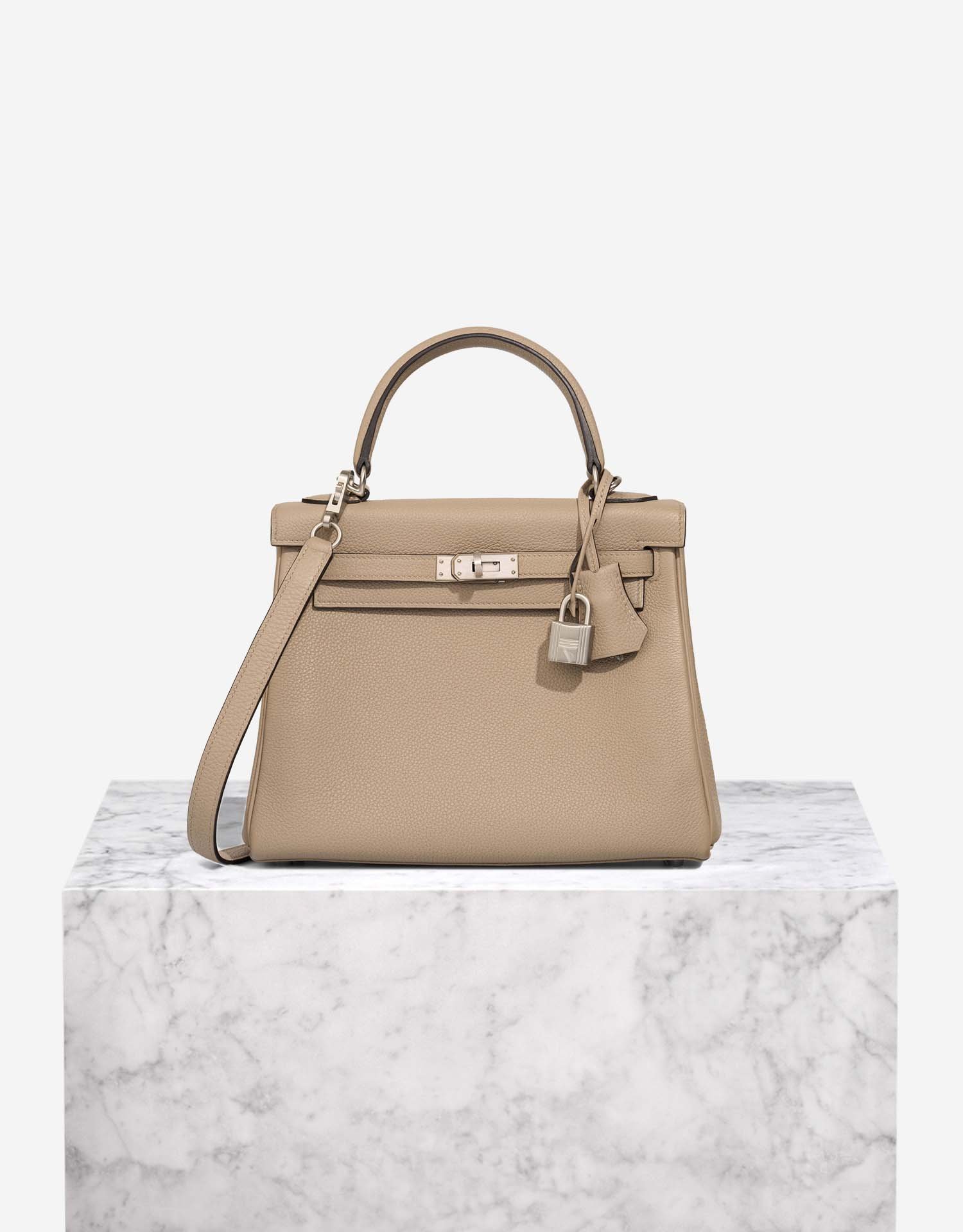Hermes 
		Kelly HSS 25 Togo Gris Tourterelle / Bleu Électrique    