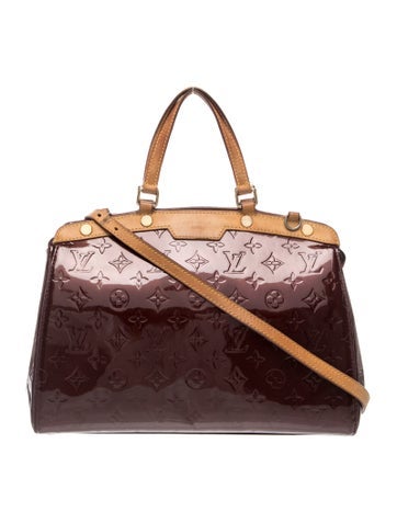 Monogram Vernis Brea MM