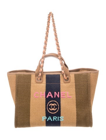Medium Deauville Shopping Tote