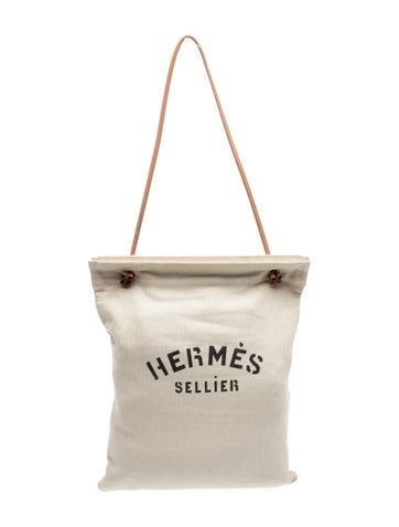 Toile Aline Grooming Bag