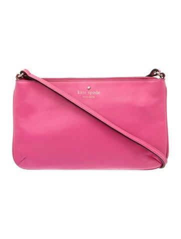 Signature Shoulder Bag