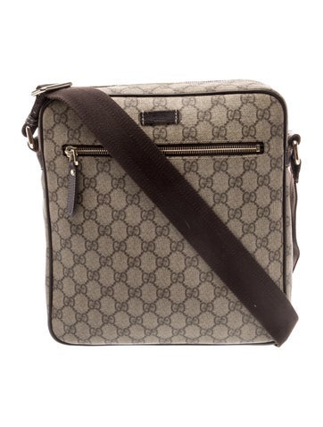 GG Supreme Shoulder Bag