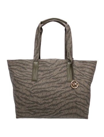 Michael Kors Weekender Bag