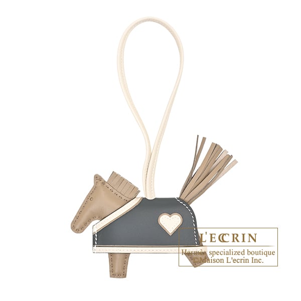 Hermes Hermes Rodeo charm Robeo Coeur PM Beige marfa/Craie/Vert mangrove Agneau/Swift leather