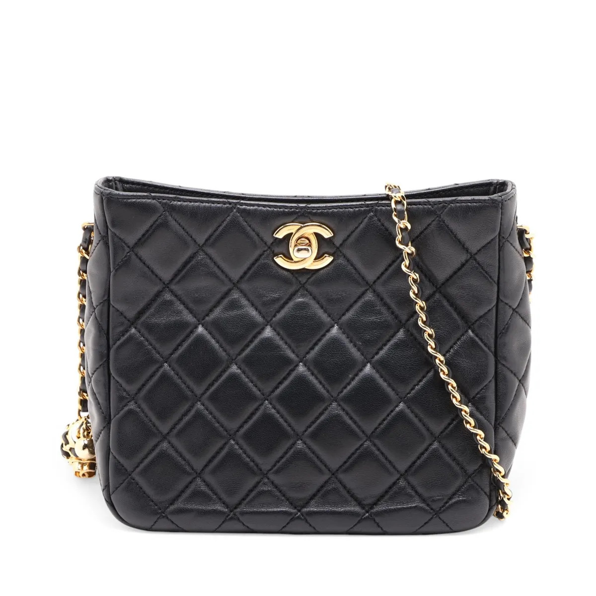 Chanel Matelasse Lambskin Chain Shoulder Bag Black Gold Metal Fittings random pl