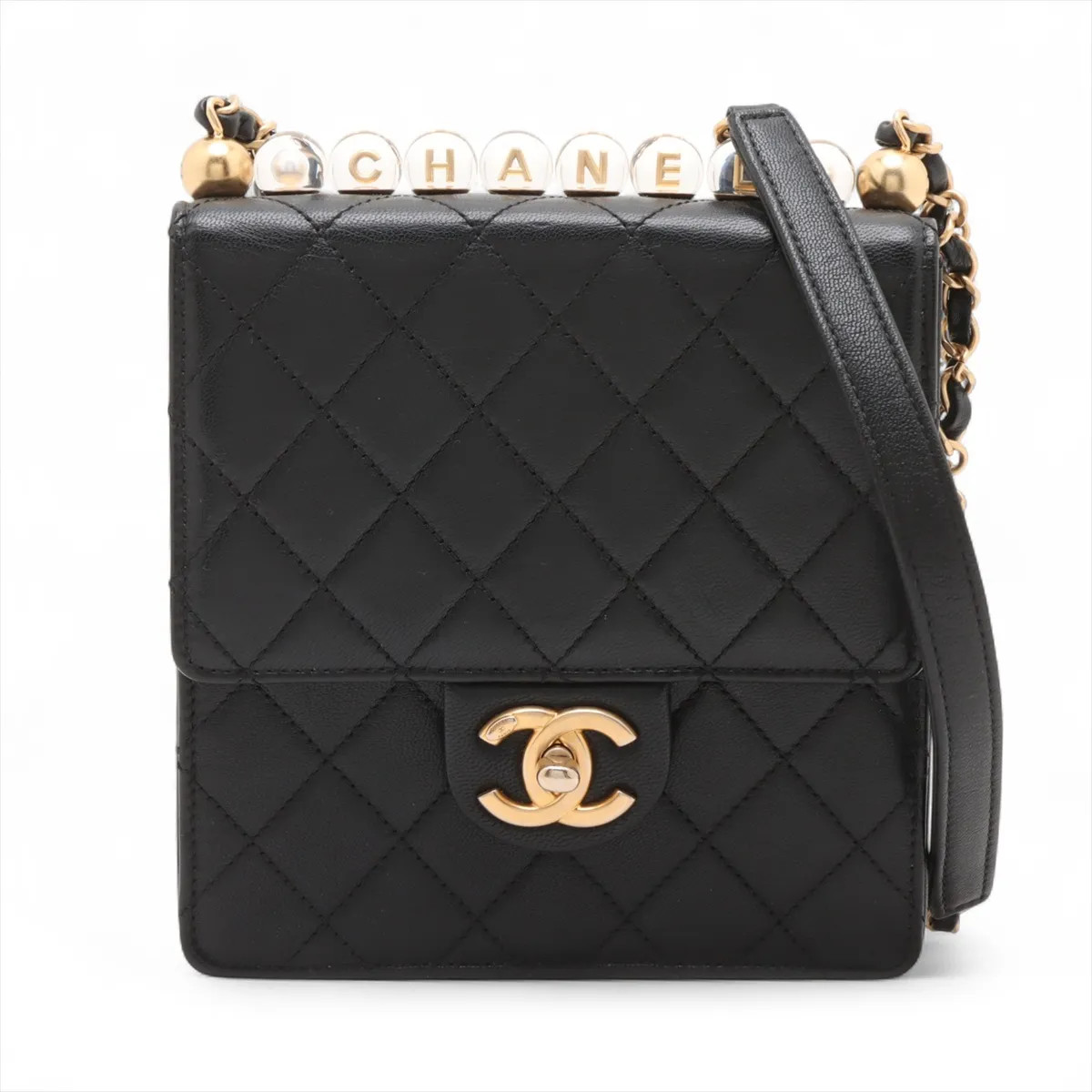 Chanel Matelasse Lambskin Chain Shoulder Bag clear pearl Black Gold Metal Fittin