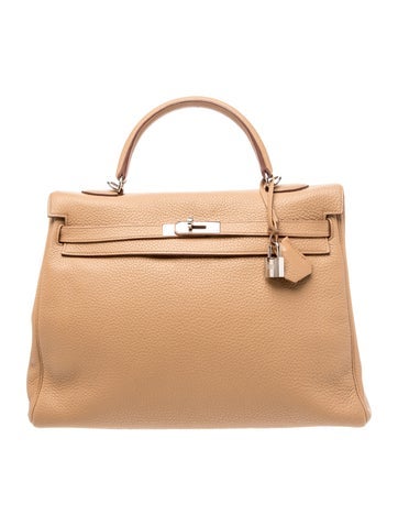 Clemence Kelly II Retourne 35