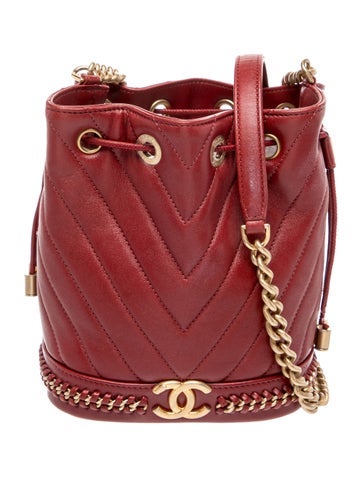 Paris-Cosmopolite Chevron Bucket Bag