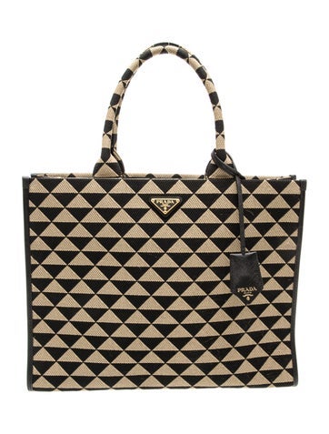 Saffiano Leather Triangolo Jacquard Symbole Large