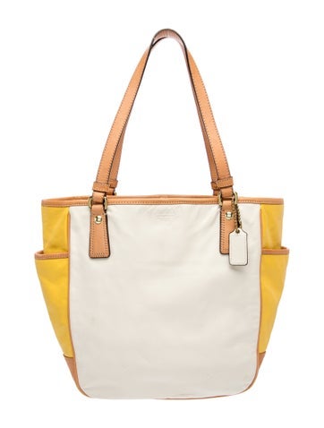 Coach Leather Shoulder Bag