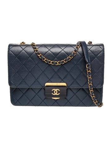 Medium Beauty Lock Flap Bag