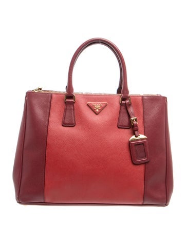 Saffiano Lux Leather Galleria Double Zip Large
