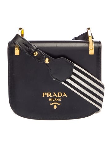 Vitello Daino Leather Pionnière