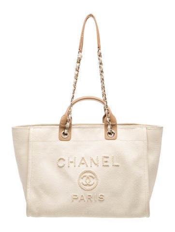 Medium Pearl Deauville Shopping Tote