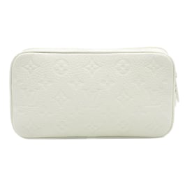 White Monogram Taurillon Pochette Volga
