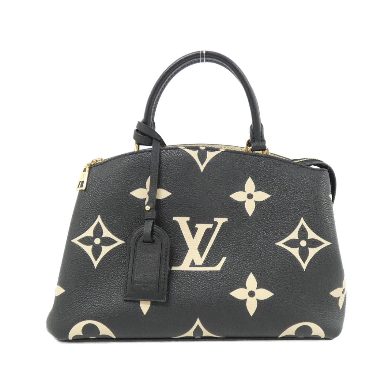 Louis Vuitton Bicolor Monogram Empreinte Petit Palais PM M58913 Ba...