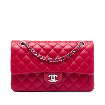 Medium Classic Lambskin Double Flap